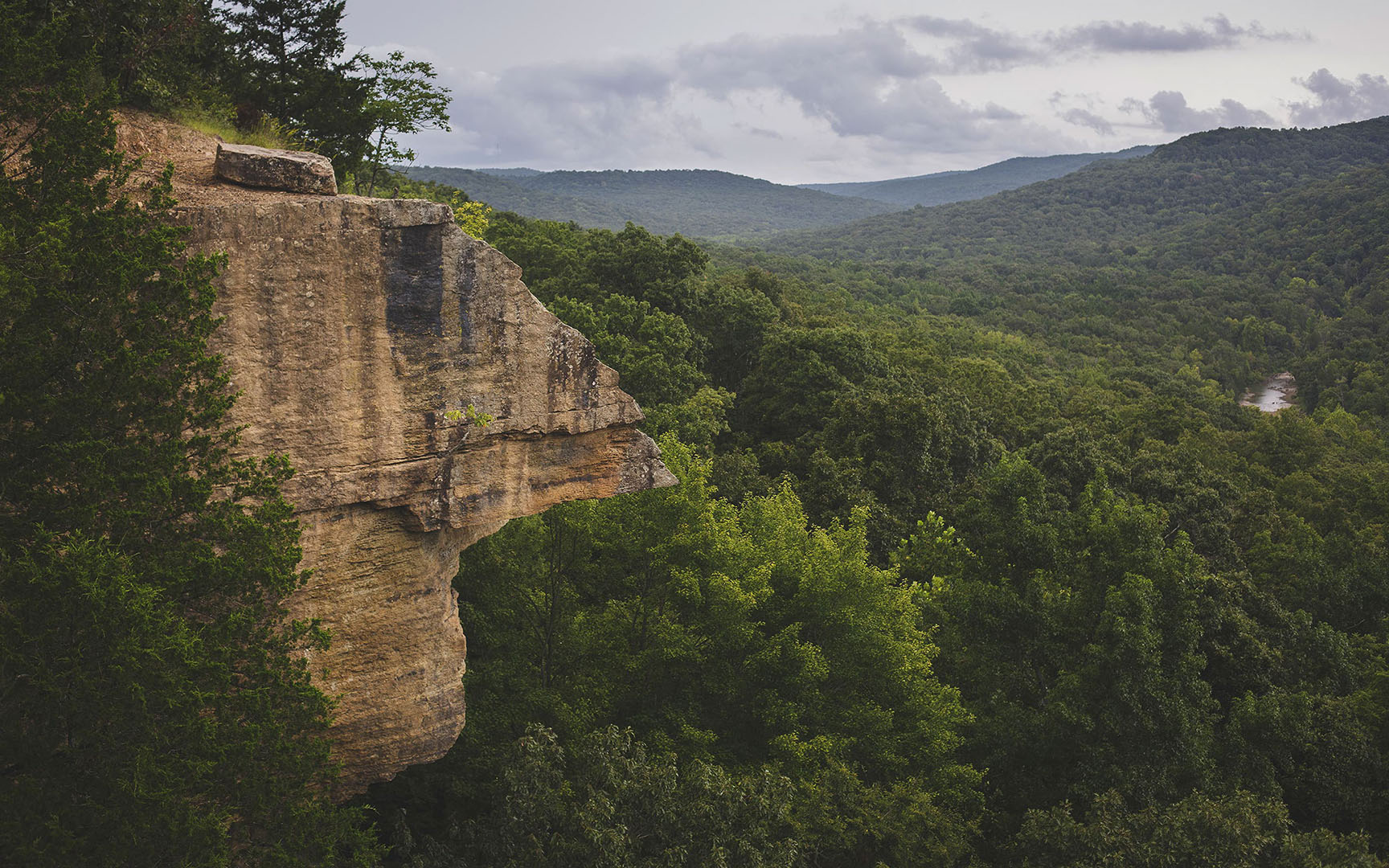 Devil's Den State Park